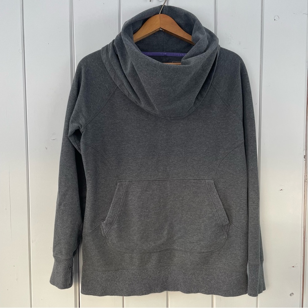 L.L.Bean Women’s Cozy Pullover Cowl Neck Sweatshirt Grey Size Medium